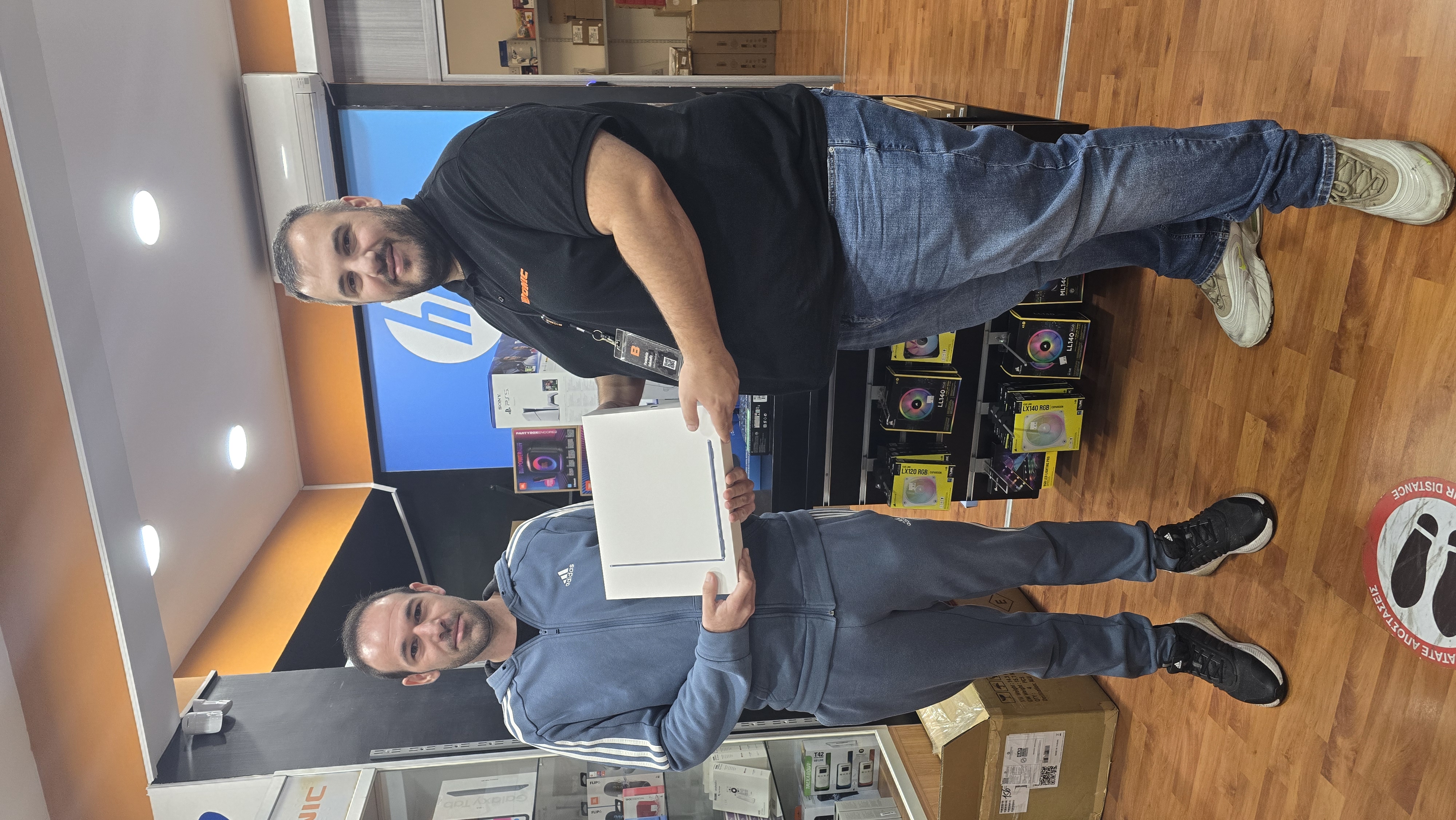 1000035080.jpg (2.90 MB)