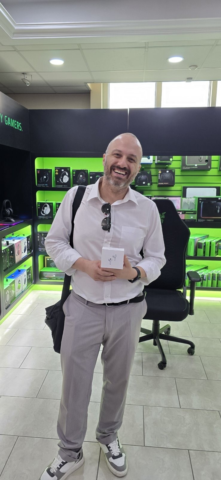 thumbnail_image0.jpg (199 KB)