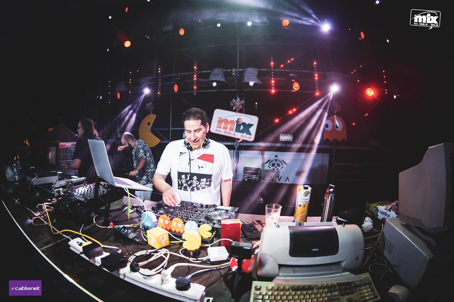 Mix FM's I Love the 90s with Dino G Vol. 10 — photo 129