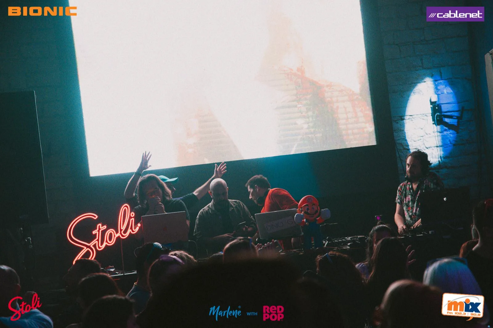 Mix FM's I love the 90s with Dino G - Vol. 11 (Limassol) — photo 35