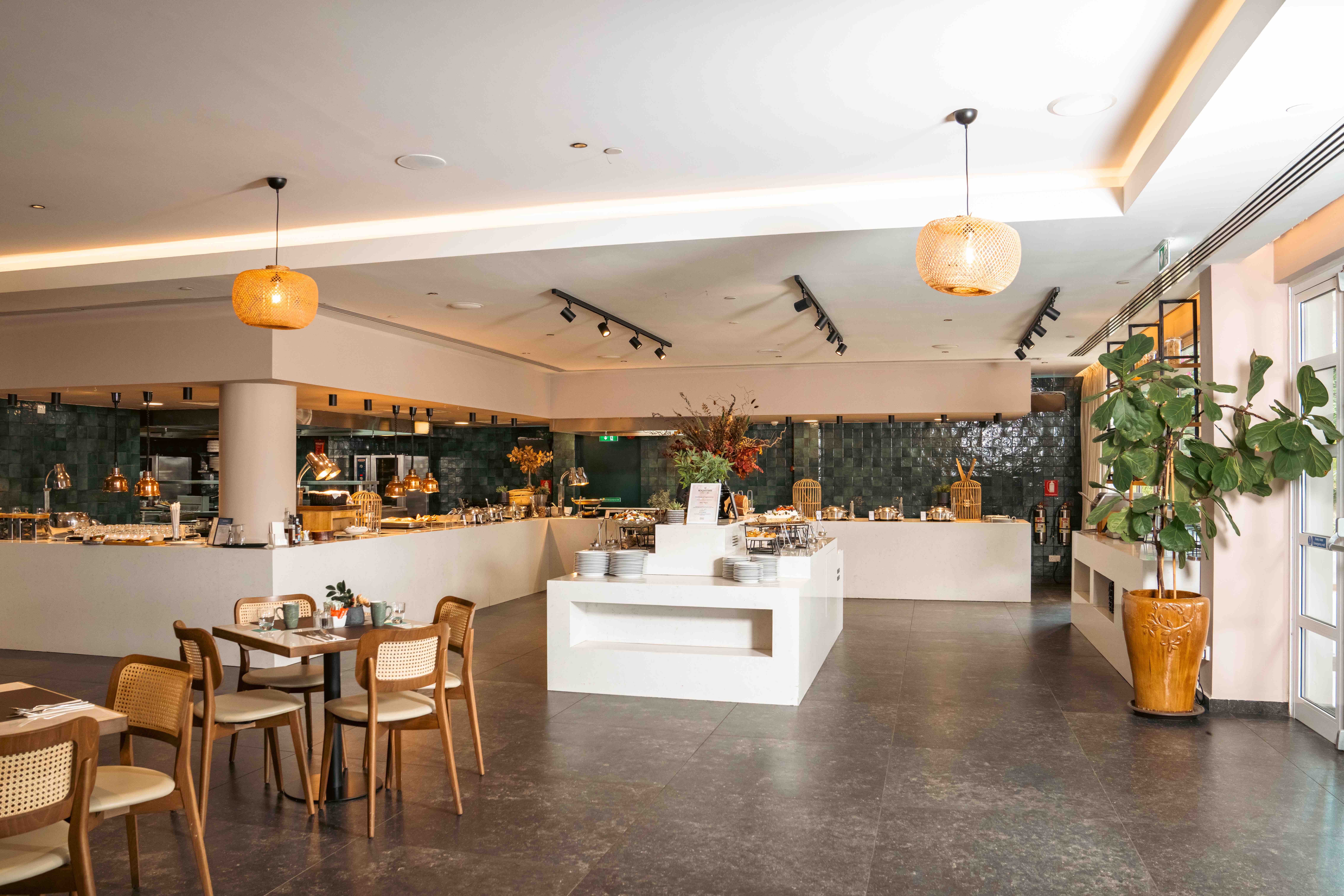 ΒΡΗΚΑΜΕ ΤΟ ΠΙΟ ΠΛΟΥΣΙΟ BRUNCH ΤΗΣ ΠΡΩΤΕΥΟΥΣΑΣ!