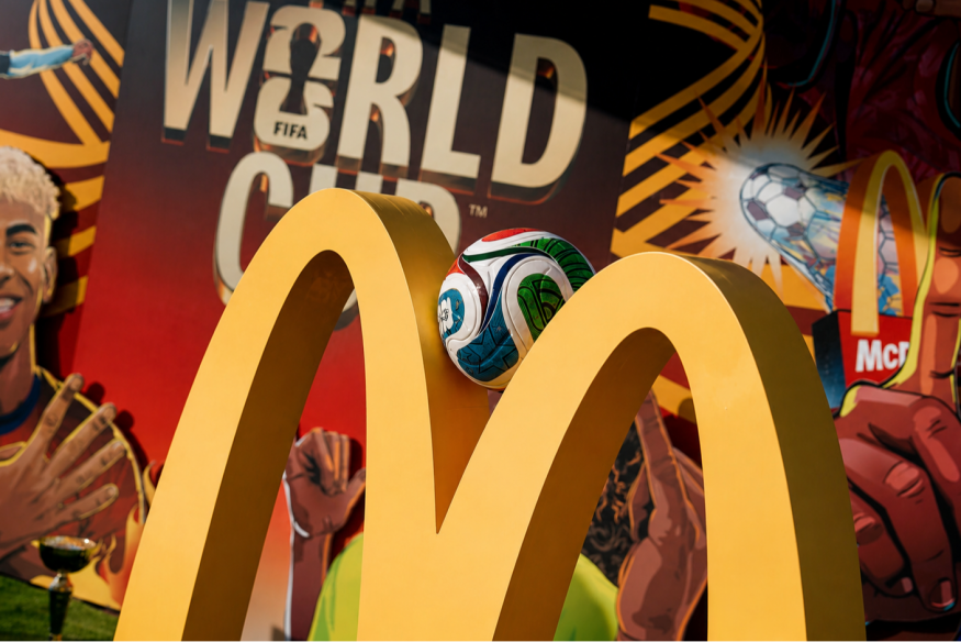 FIFA World Cup Bus Tour: Τα McDonald’s™ Κύπρου έφεραν τη μαγεία του FIFA World Cup™ σε όλη την Κύπρο